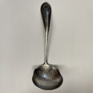 Antique Wm. Rogers Mfg. Co. Gravy Ladle Daisy 1910 Silverplate? Vintage